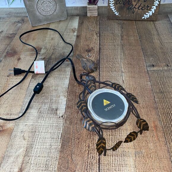 Scentsy Bird Nest Retired Element Wax Warmer Wrought Iron - Picture 8 of 8